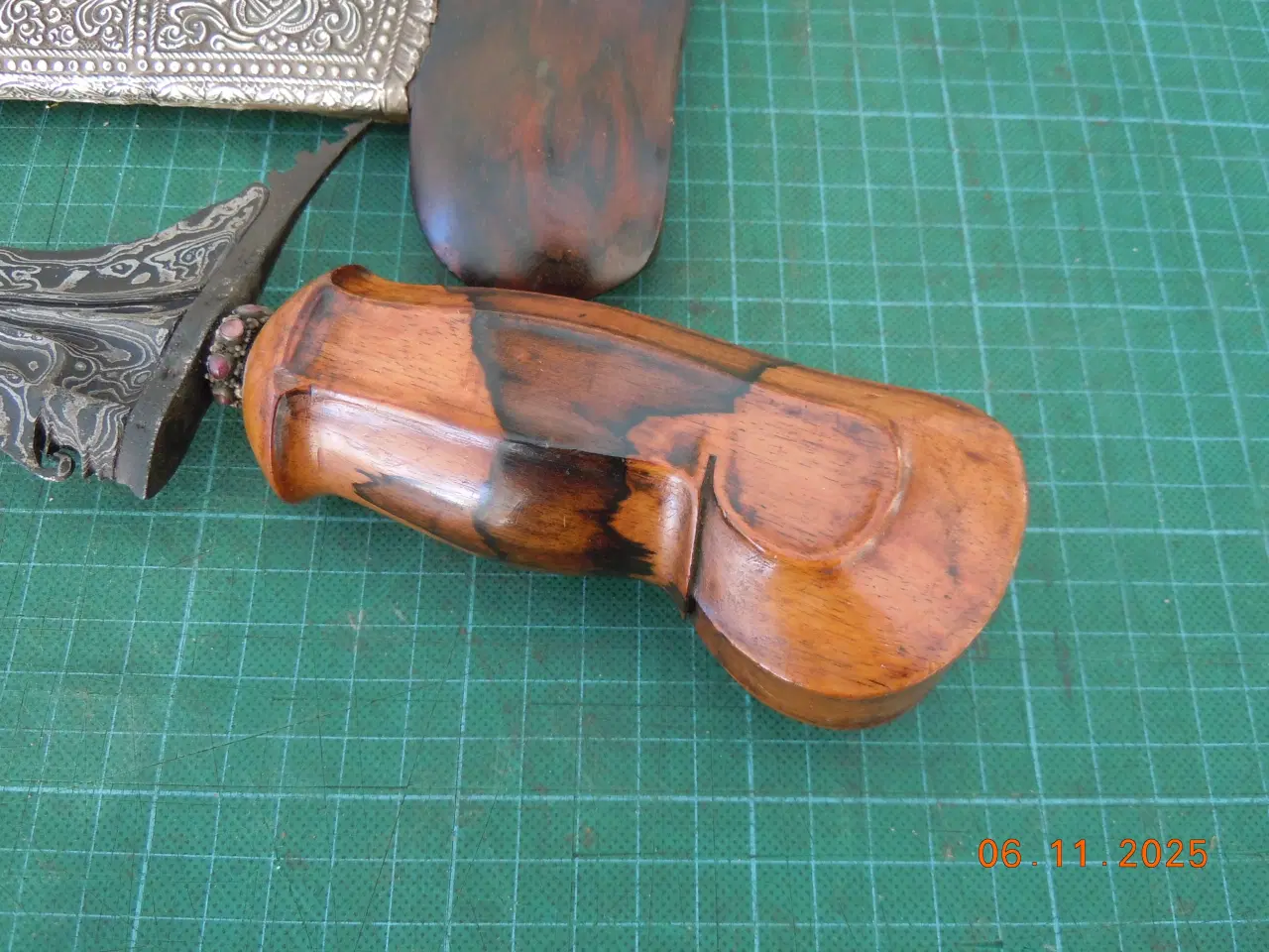 Billede 11 - Dolke og knive, alverdens typer.