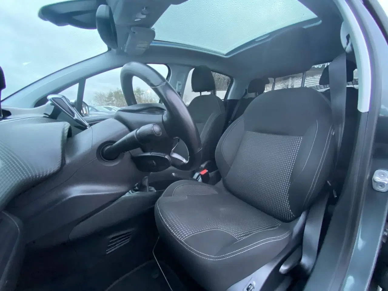 Billede 9 - Peugeot 208 1,6 BlueHDi Desire Sky 100HK 5d