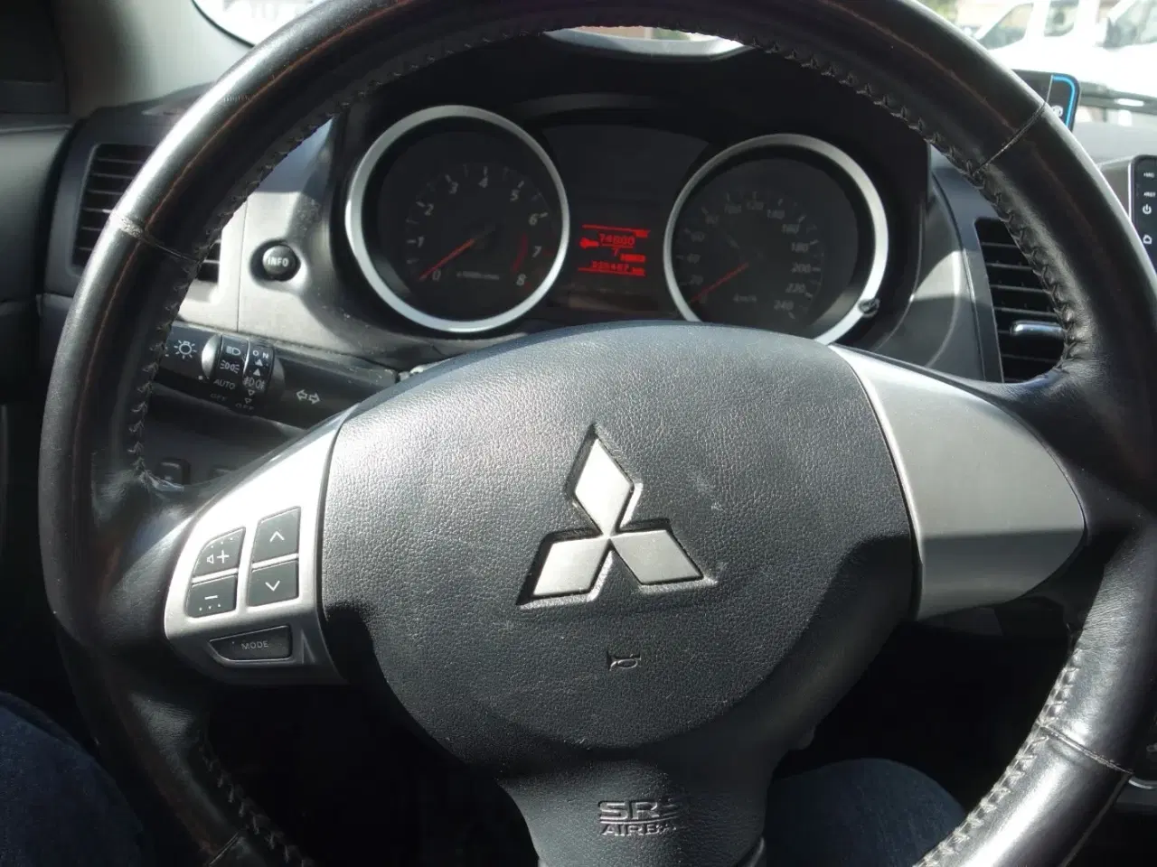 Billede 7 - Mitsubishi Lancer 1,6 Invite SportBack