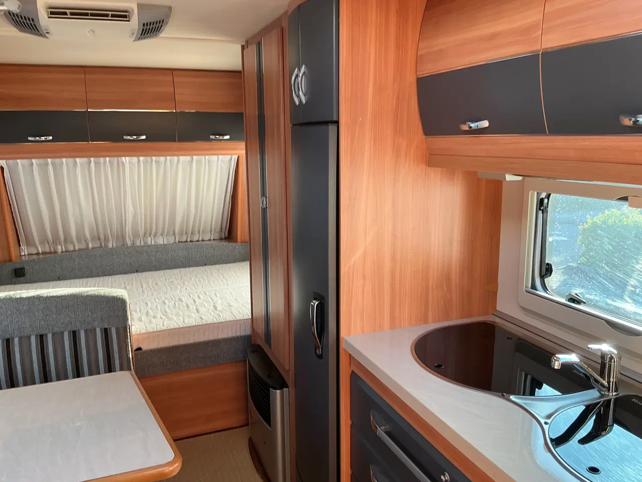 Billede 5 - Campingvogn Hobby 490 KMF de luxe