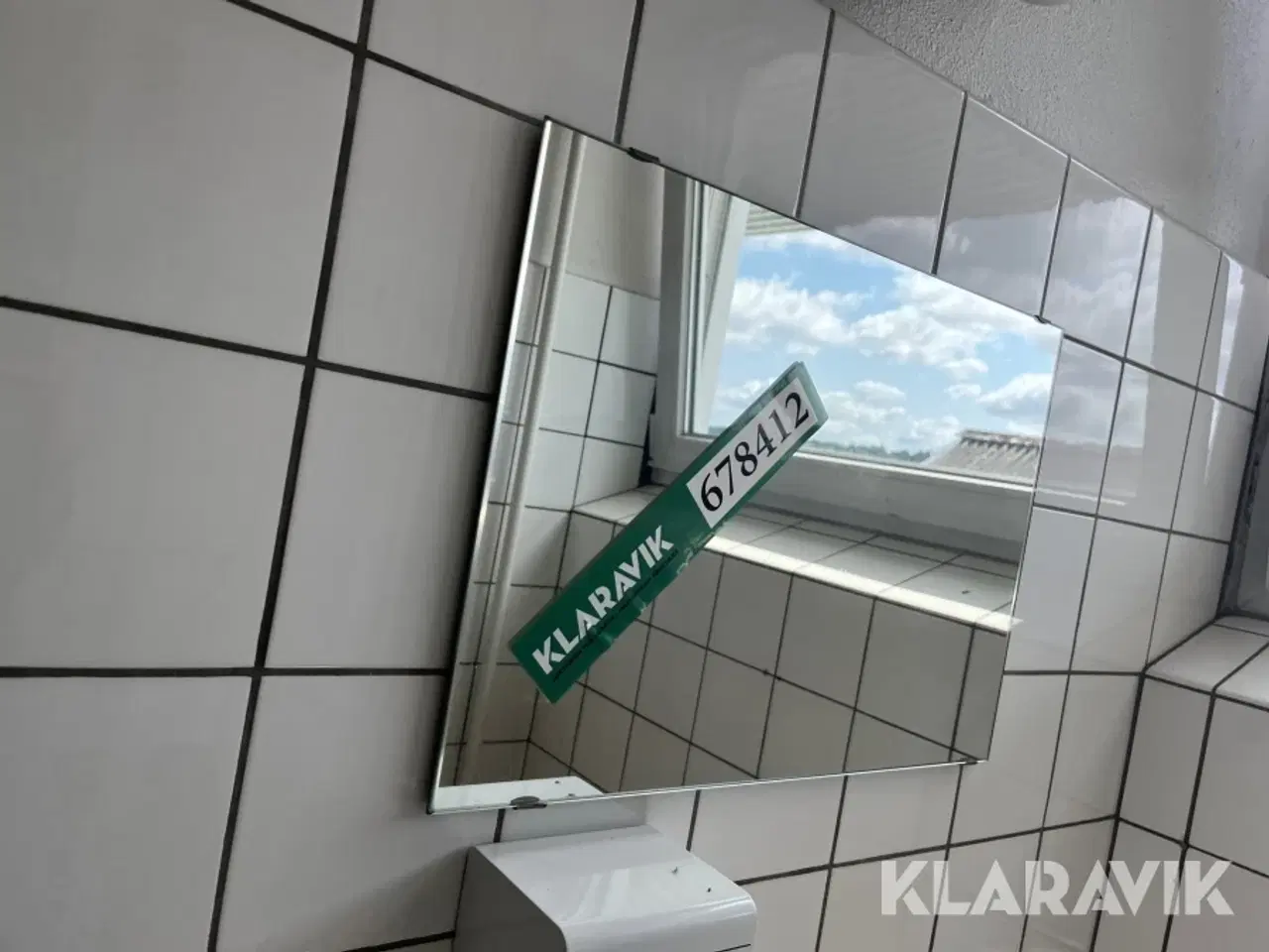 Billede 10 - Toilet inventar