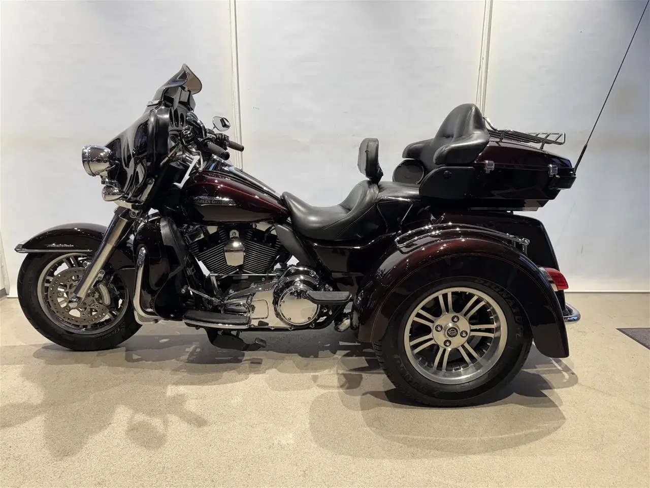 Billede 20 - Harley Davidson FLHTCUTG Tri Glide Ultra 103" Trike