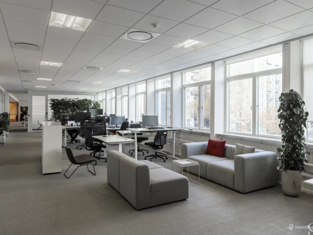 Billede 9 - Effektivt kontor med fælles kantine