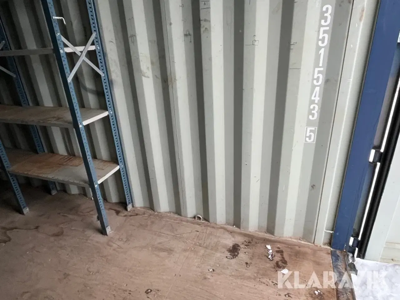 Billede 11 - 20 fods container med reoler og arbejdsbord