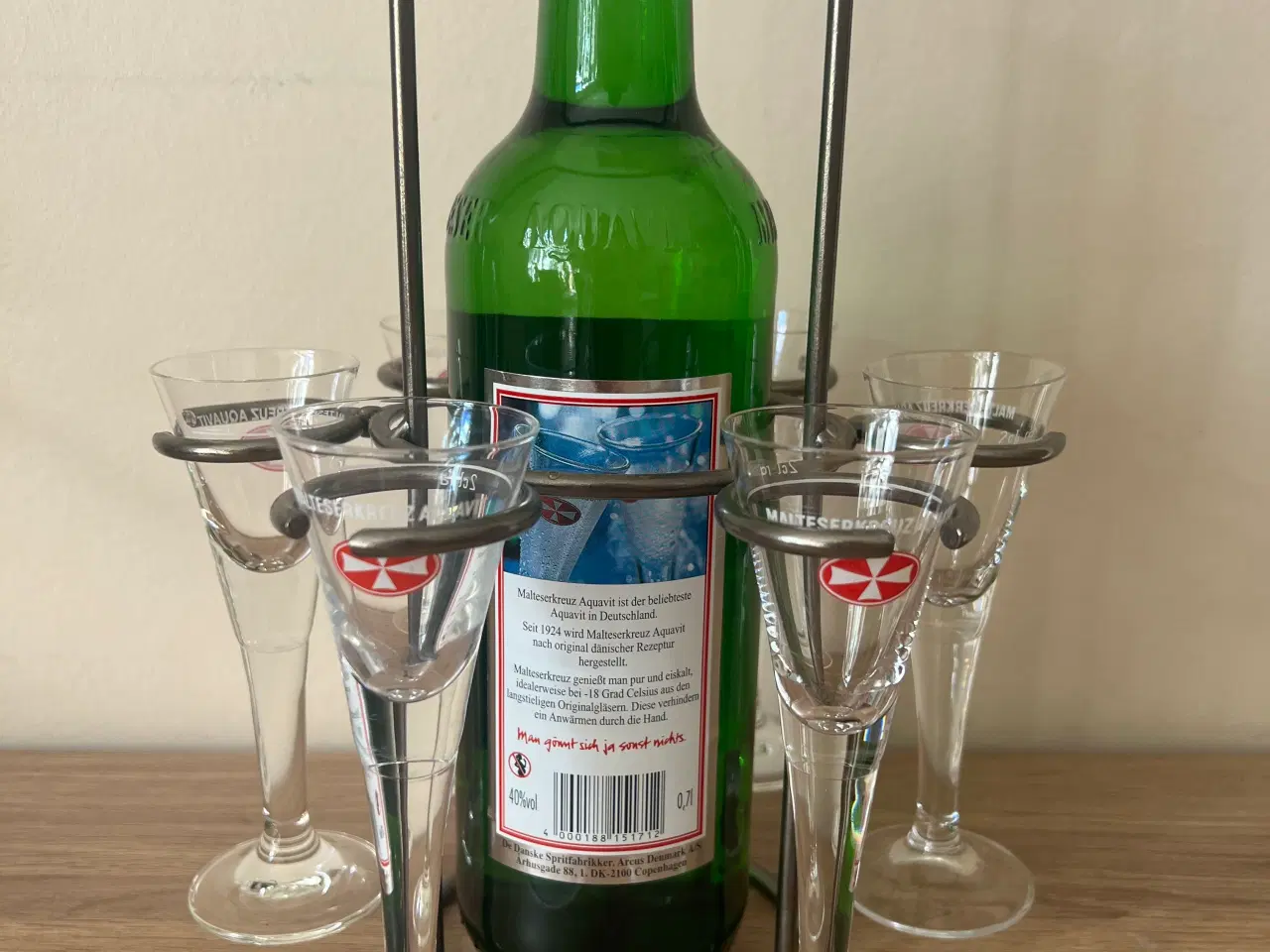 Billede 8 - Snapseglas holder inkl 6 glas og en flaske snaps 