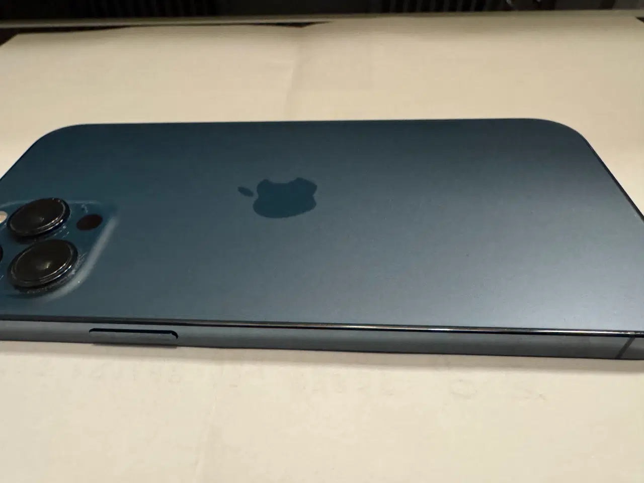 Billede 2 - iPhone 12 Pro Max 256gb (pacific blue)