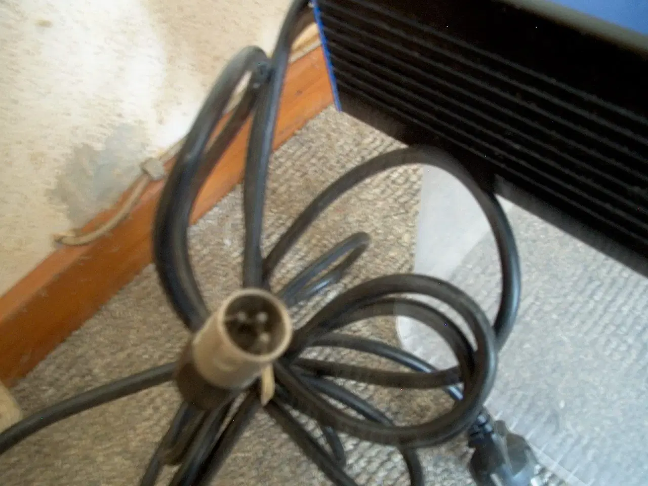 Billede 2 - Oplader til blysyre akkumulator 24 V