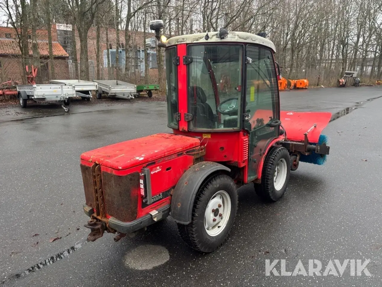 Billede 5 - Redskabsbærer Antonio Carraro SP 4000 med kost