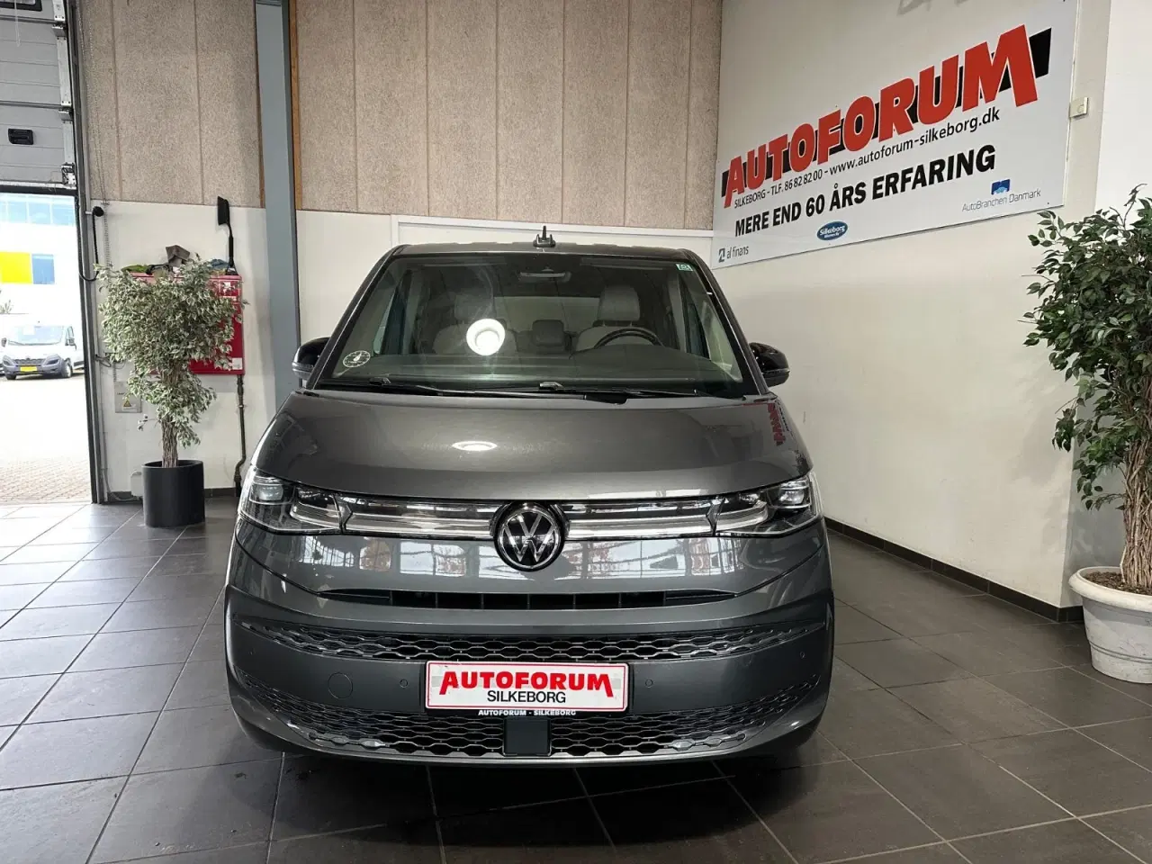 Billede 2 - VW Multivan 1,4 eHybrid Style DSG kort