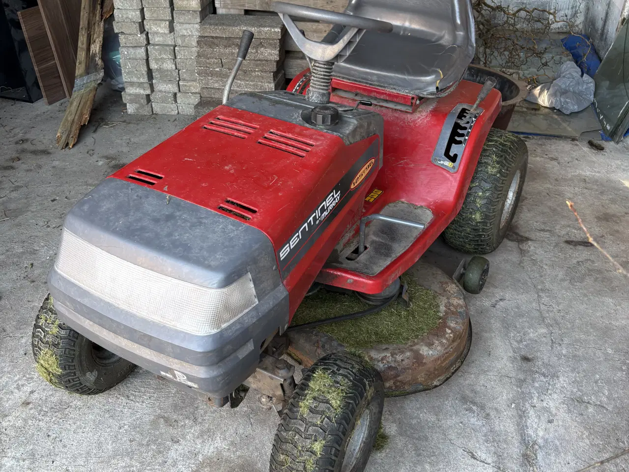 Billede 2 - Sentinel Murray 12,5 hp Havetraktor