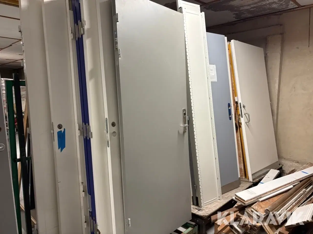 Billede 10 - Lot: døre Swedoor cirka 35 døre