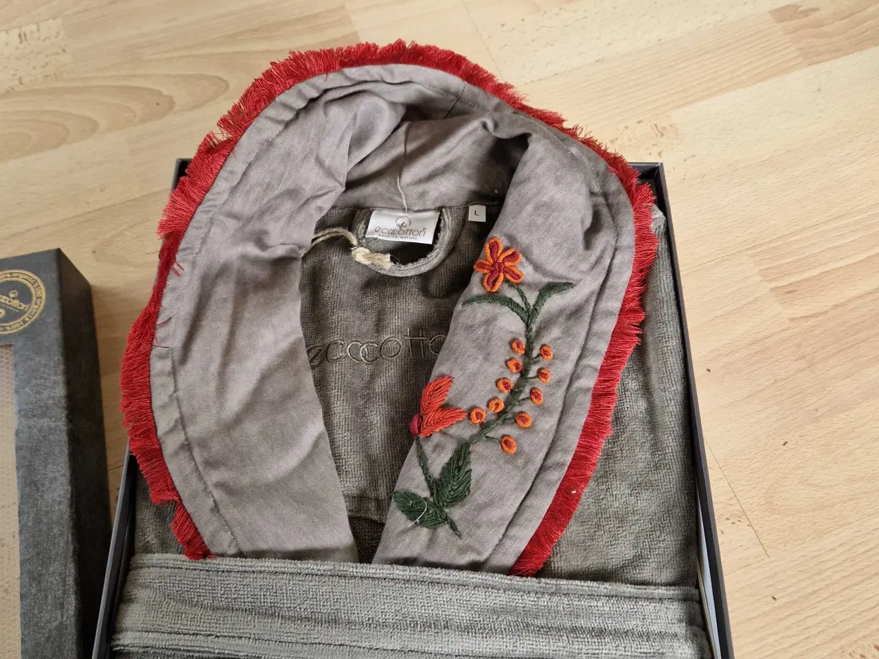 Billede 3 - Super flot badekåbe I økologisk bomuld