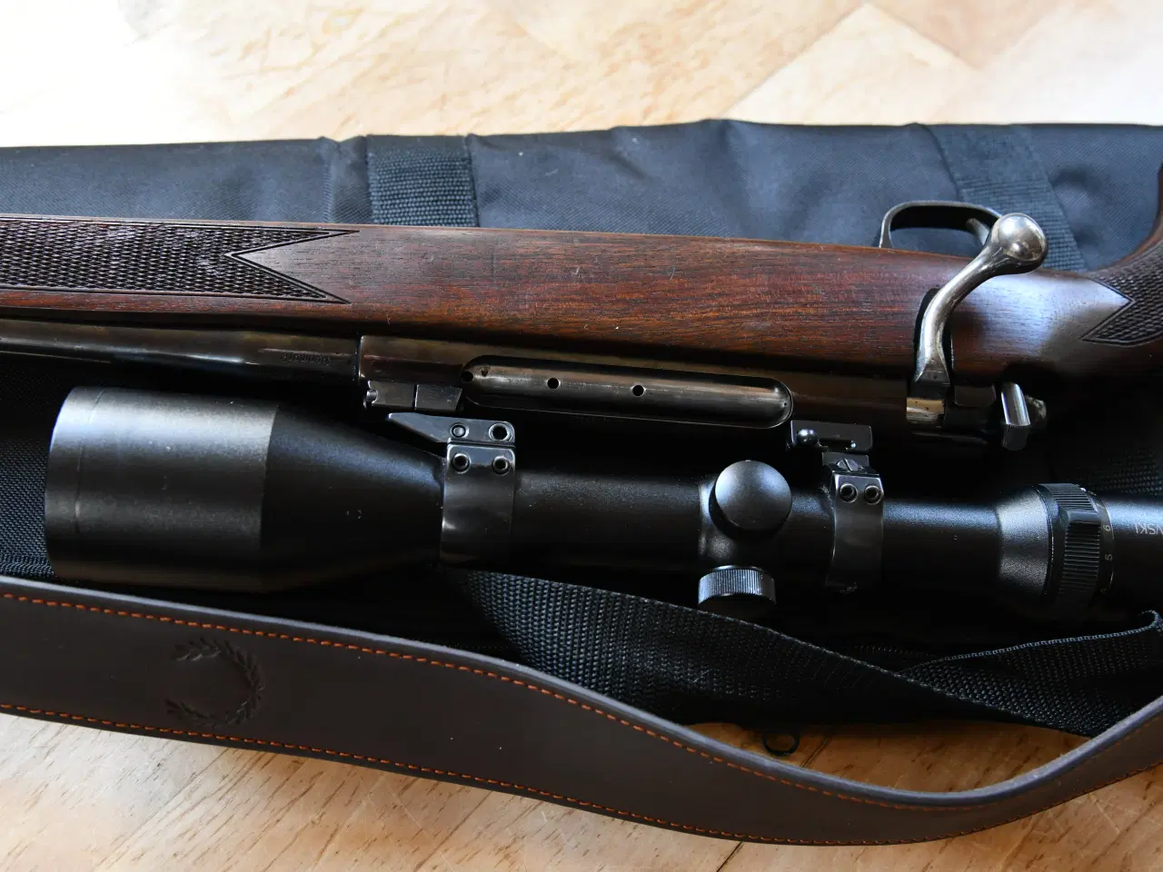 Billede 3 - Schultz og Larsen riffel - Ikonisk model M60 3714