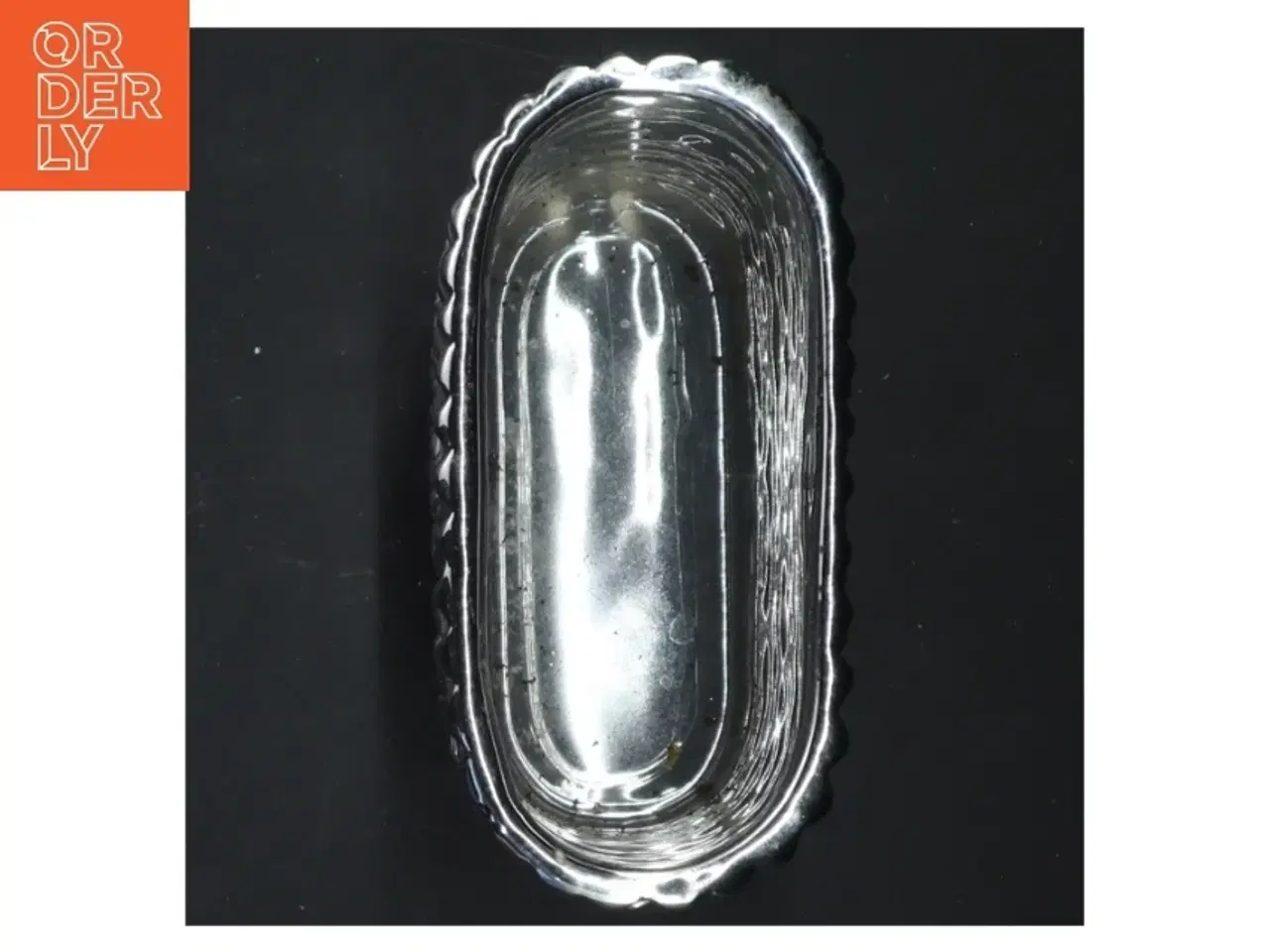 Billede 3 - Sølvfarvet rektangulær vase (str. 14x7 cm)