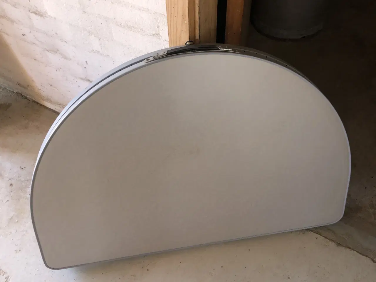 Billede 1 - Ovalt campingbord