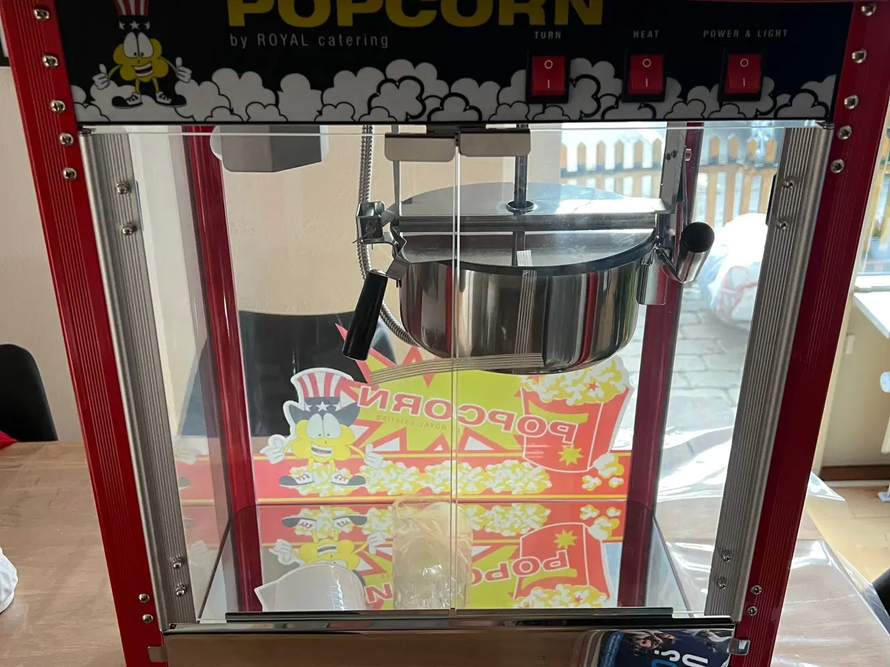 Billede 2 - Lej denne popcornmaskine