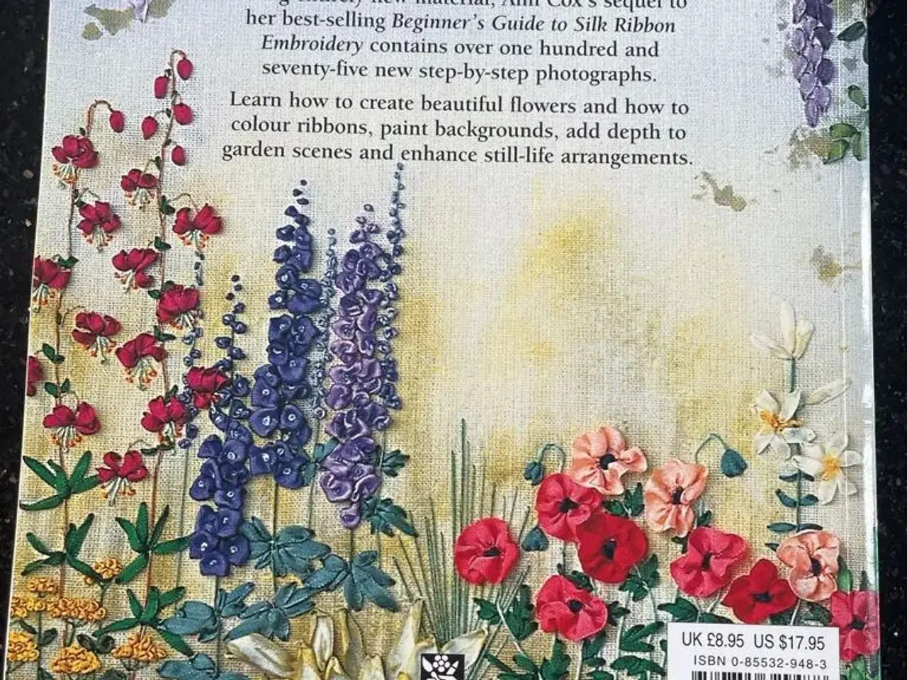 Billede 2 - Bog - Silk Ribbon Embroidery