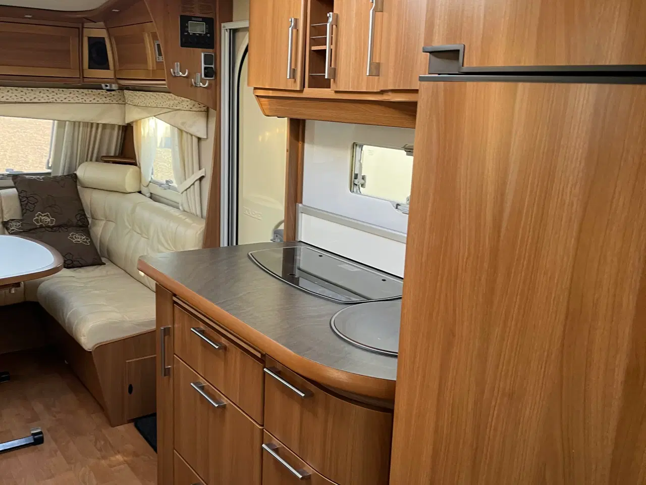 Billede 8 - 2011. Kabe onyx 620 køjevogn 