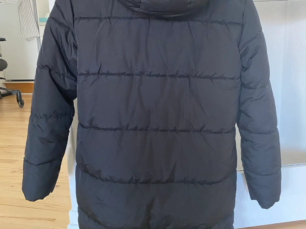 Billede 2 - Ny sort vinterjakke 