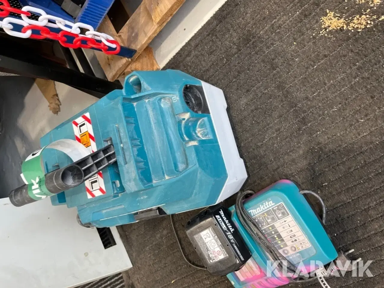 Billede 4 - Støvsuger med batteri og lader Makita LXT