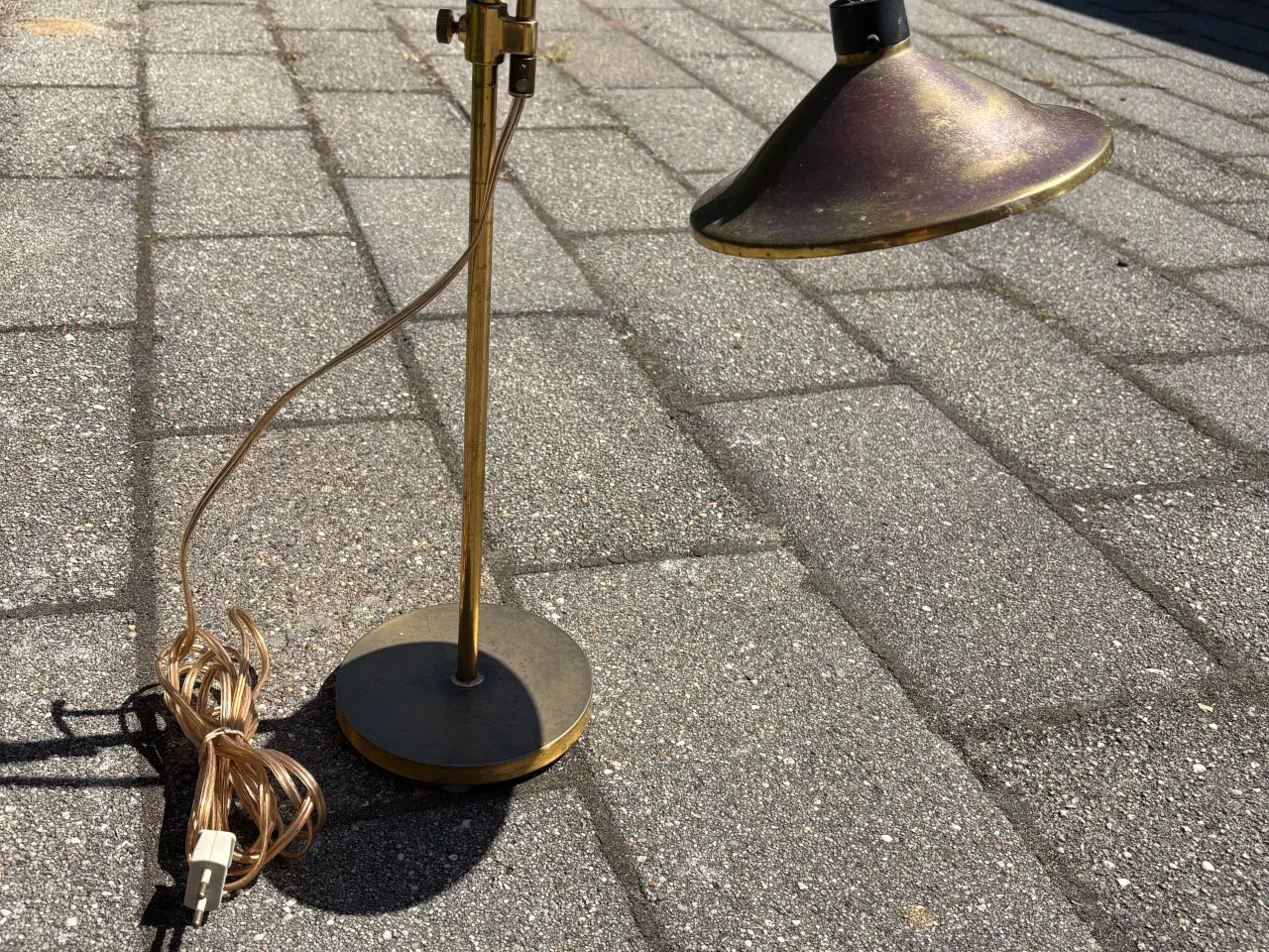 Billede 1 - Antik design lampe