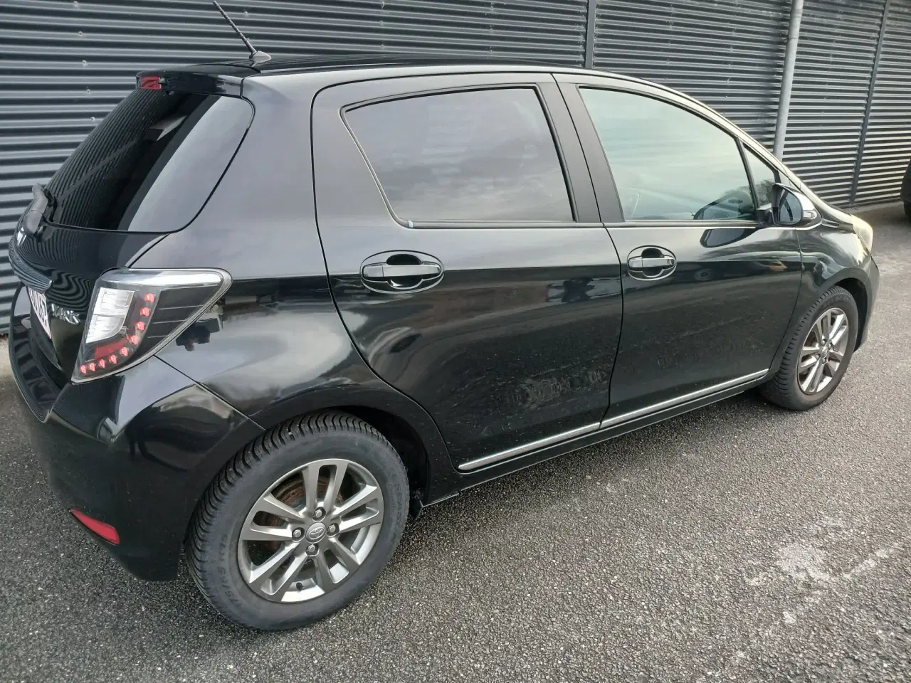 Billede 5 - Toyota Yaris 1,0 VVT-i T2 Style 69 HK 5 dørs