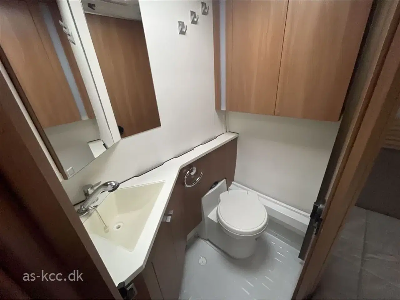 Billede 9 - 2013 - Kabe Royal 560 XL KS Alde Centralvarme   Kabe Royal 560 XL KS Dobbeltseng