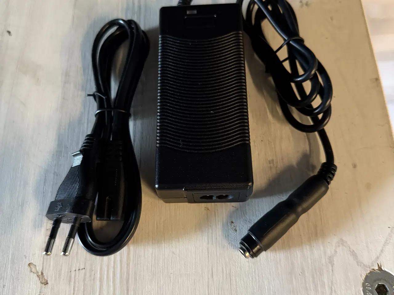 Billede 1 - SOUNDBOKS Oplader-strømforsyning-charger-Lader