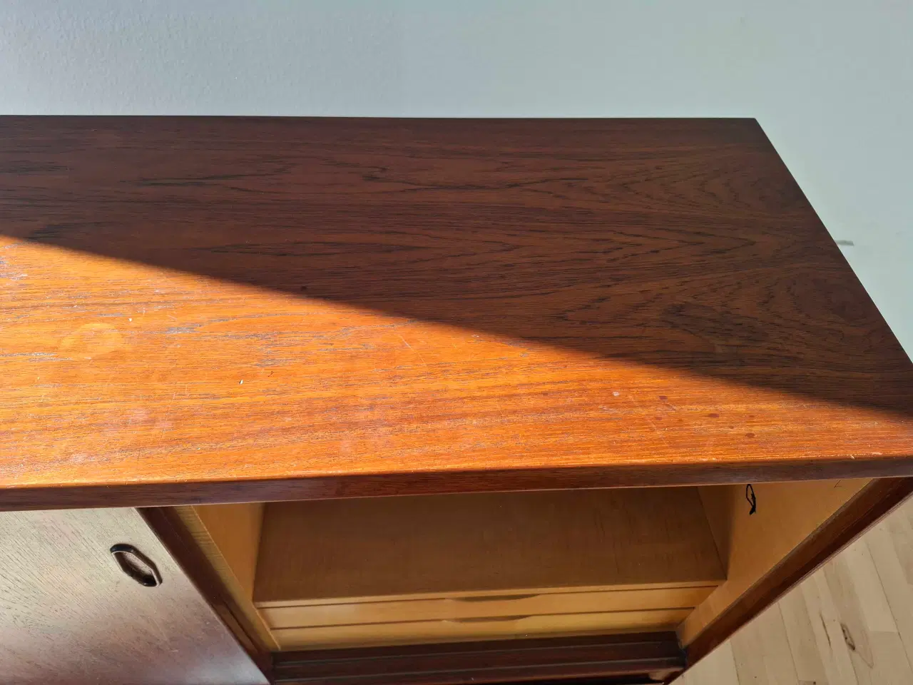 Billede 4 - Skænk, velholdt