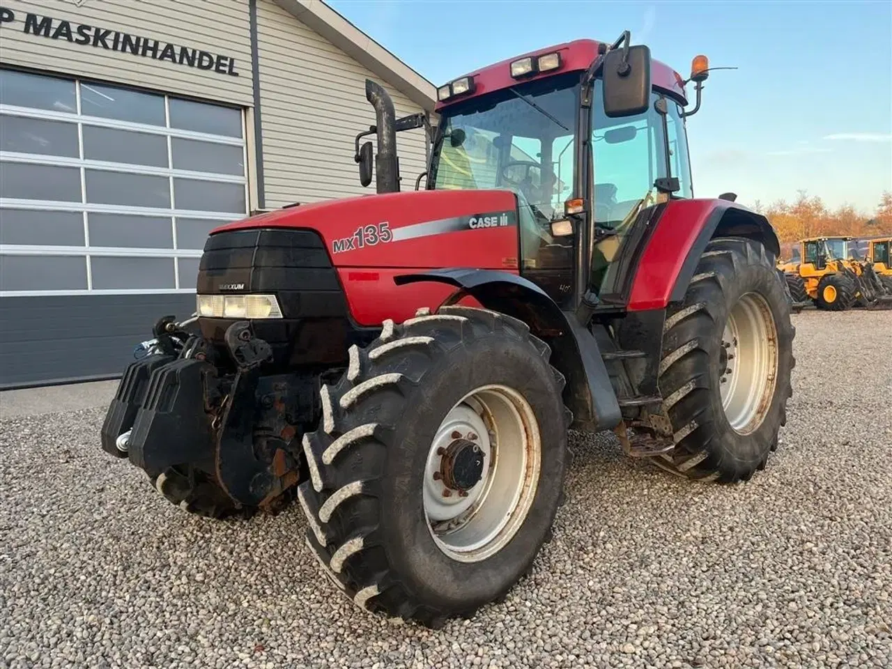 Billede 11 - Case IH MX135 Handy traktor med frontlift, orginal vægtklodser og nye bremser.