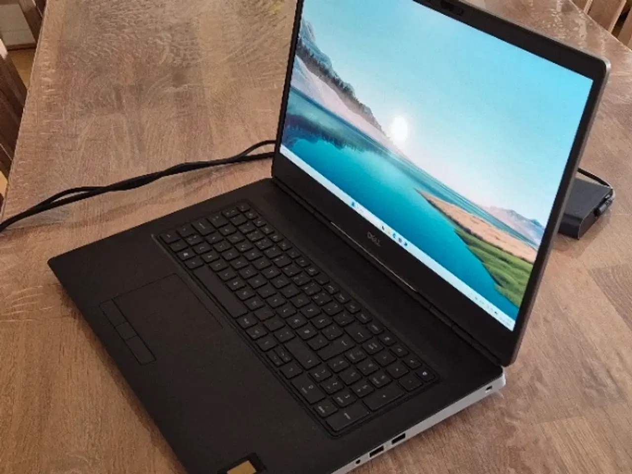 Billede 1 - 17,3" Dell CAD bærbar arbejdsstation, Prof. CAD