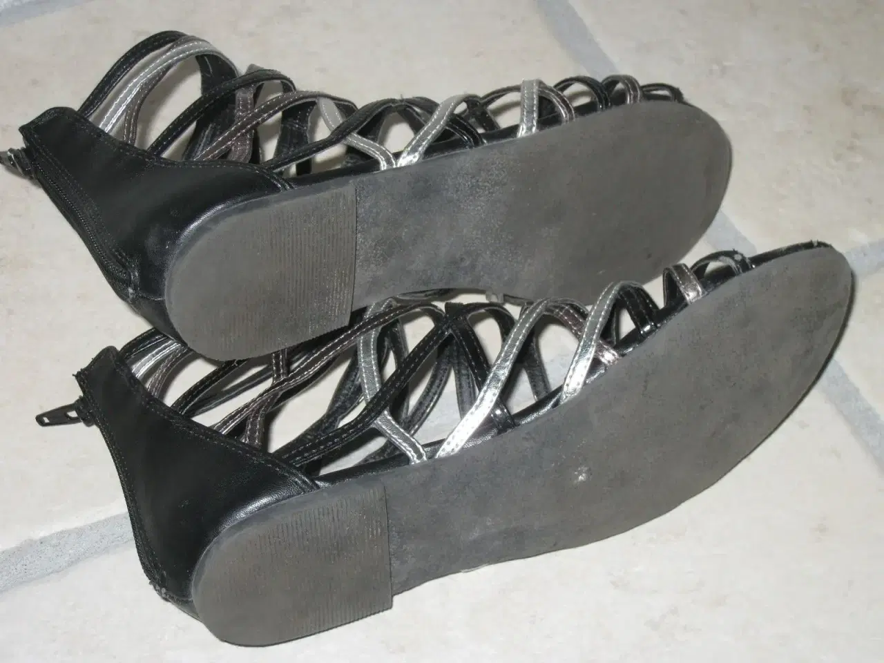 Billede 4 - Bteen sandaler