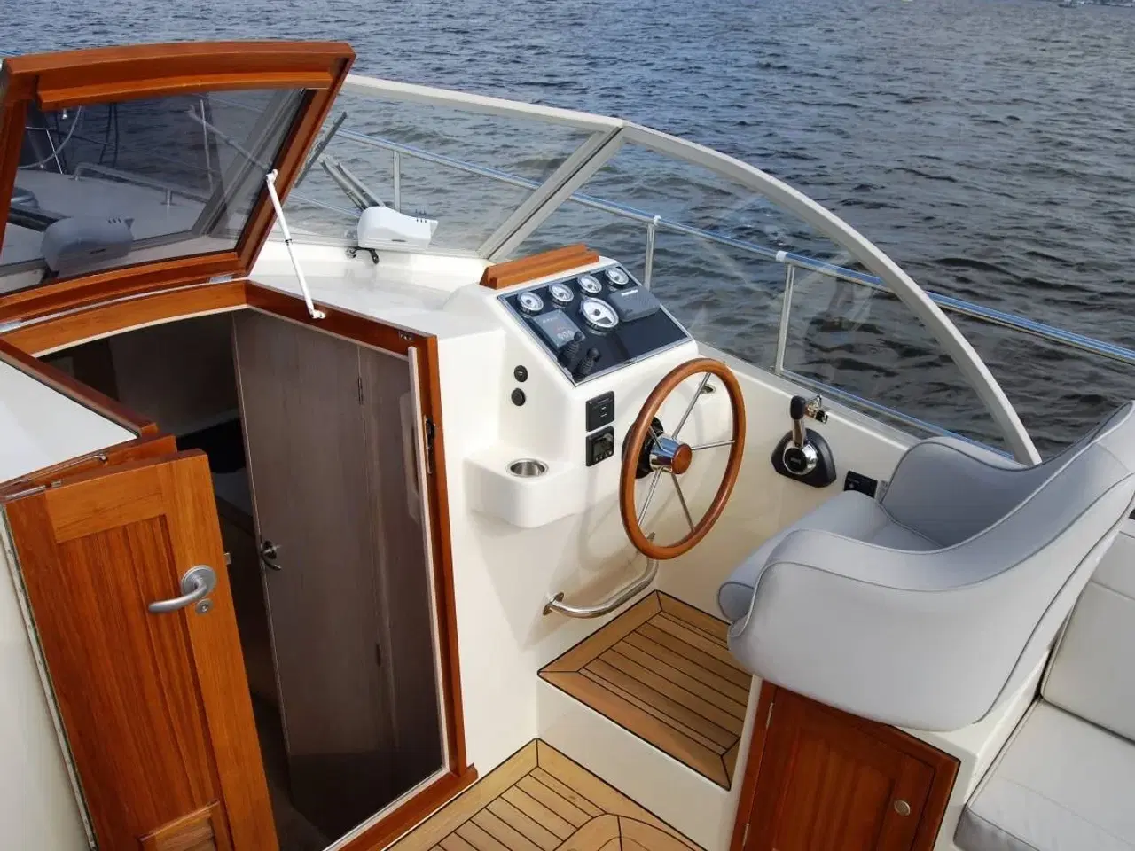 Billede 13 - Intercruiser 32