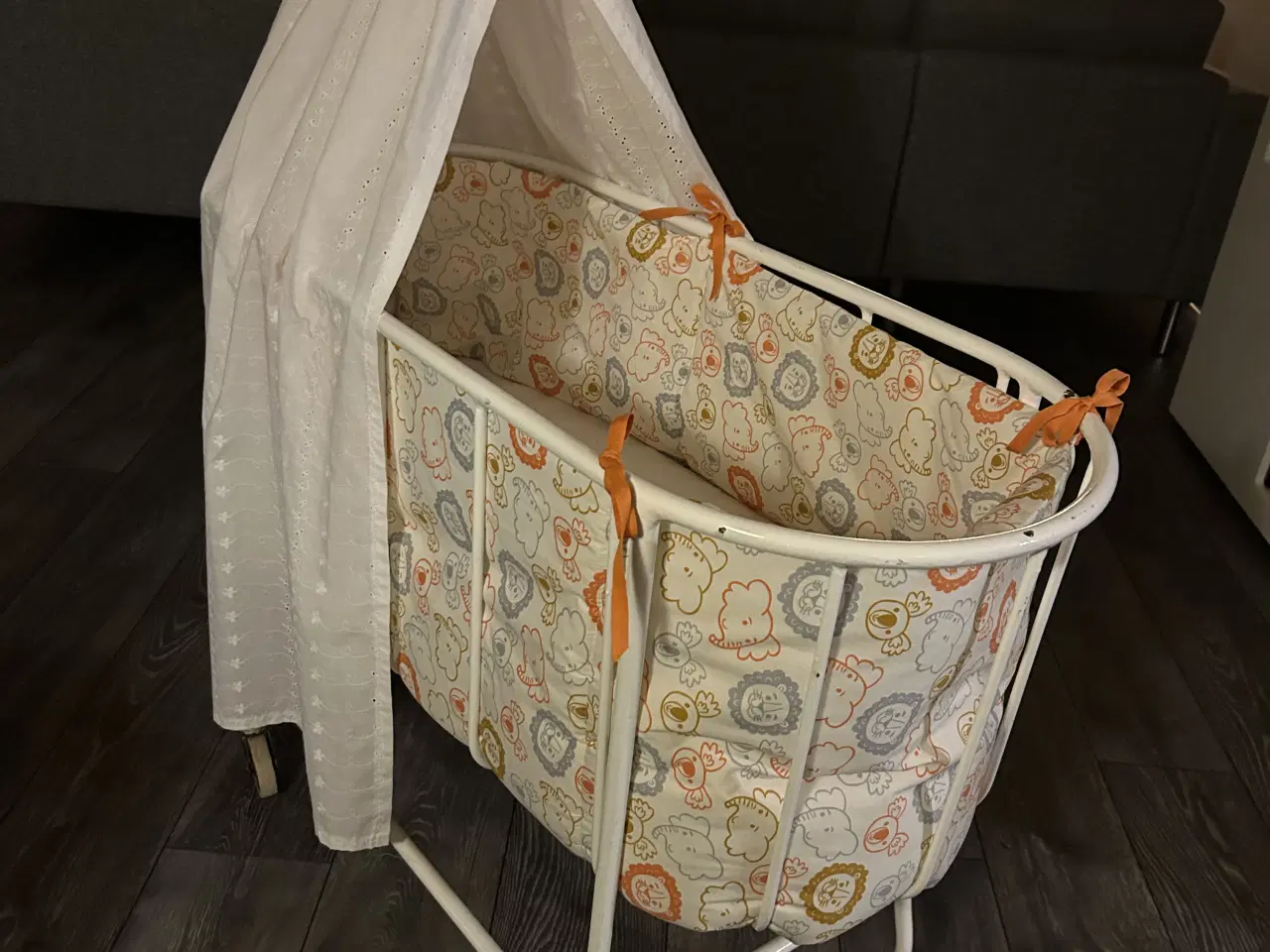 Billede 1 - Vugge med hjul 