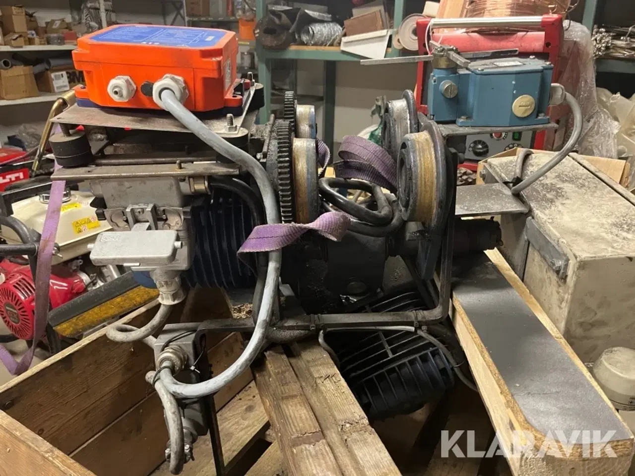 Billede 1 - Komplet Kran - løbekat DEMAG PK 10N-F 35 meter kran bjælker