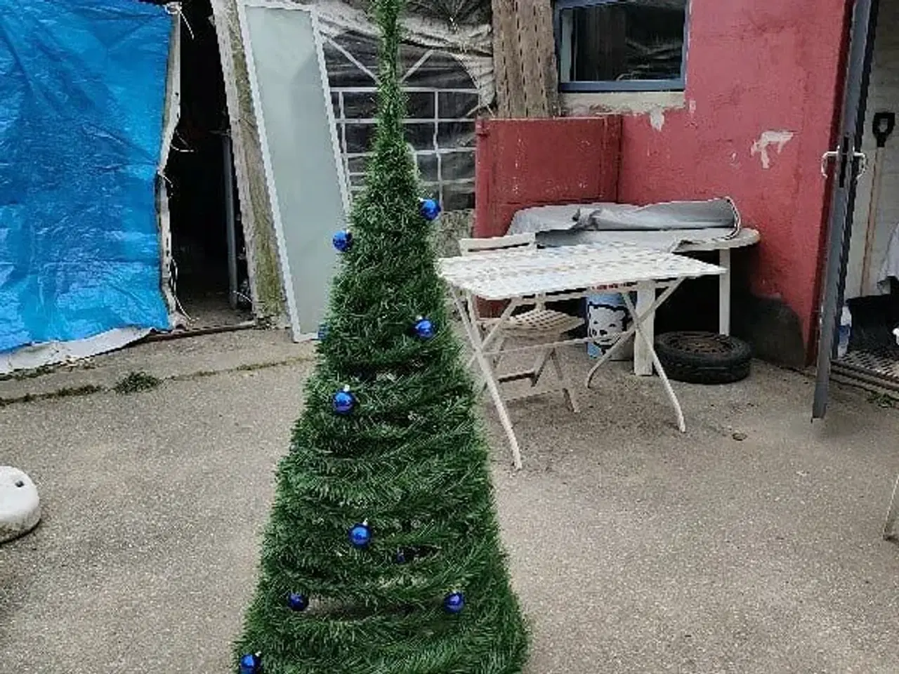 Billede 1 - Juletræ