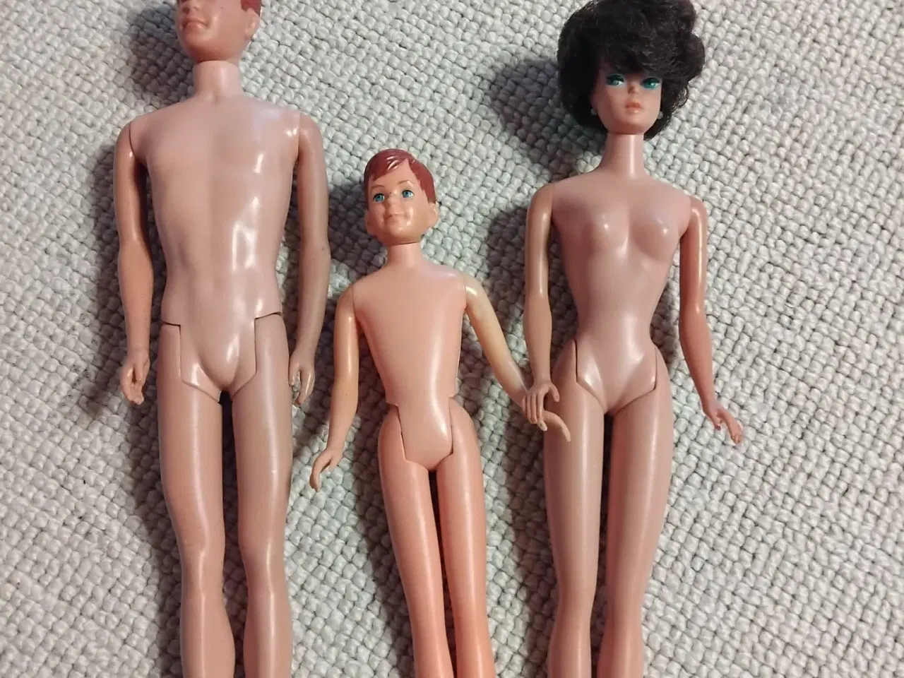 Billede 2 - Barbiedukker, flere forskellige. Se alle foto.