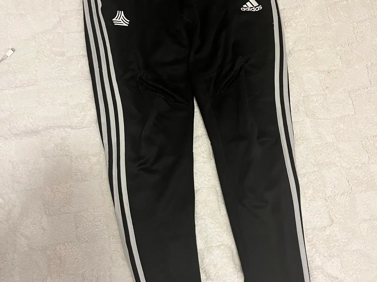 Billede 1 - Joggingbukser fra Hummel 