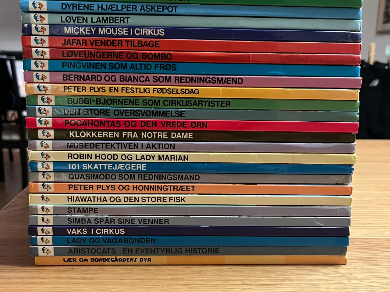 Billede 1 - Anders Ands Bogklub