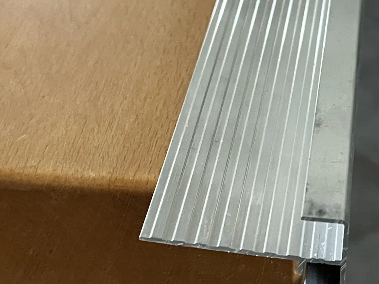 Billede 4 - Vindskede alu