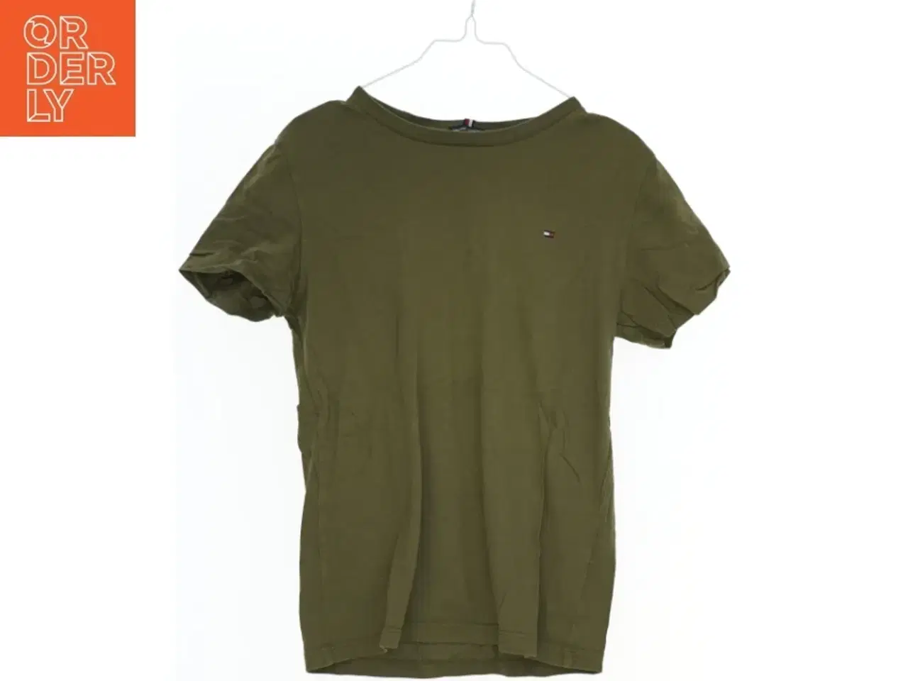 Billede 1 - T-shirt i olivengrøn fra Tommy Hilfiger (str. 140)