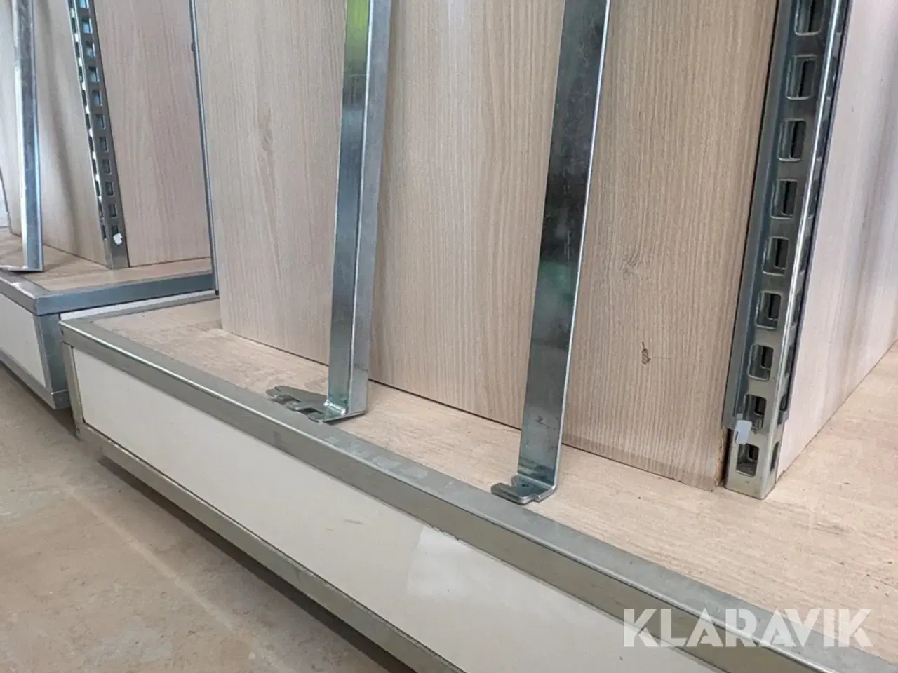 Billede 10 - Display med holdere på hjul 2 styk