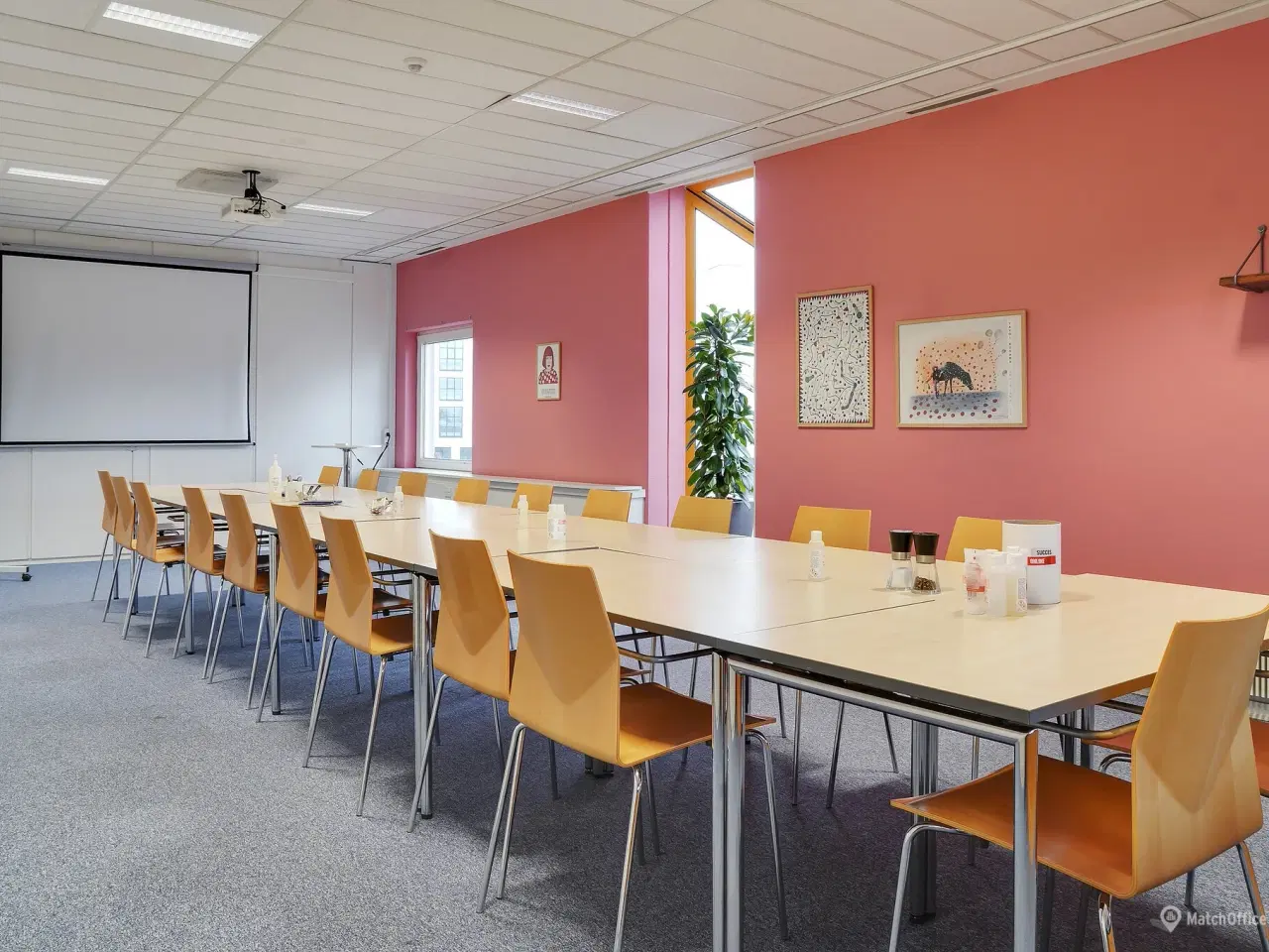 Billede 1 - Godt kontor til 6 personer