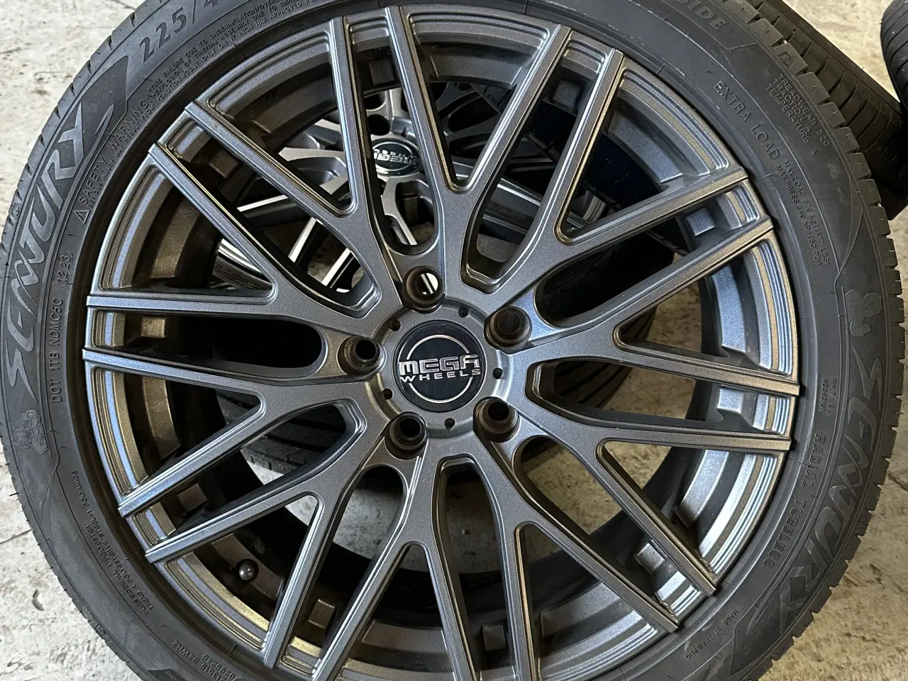 Billede 1 - Alufælge 5x112 R17 Mega Wheels
