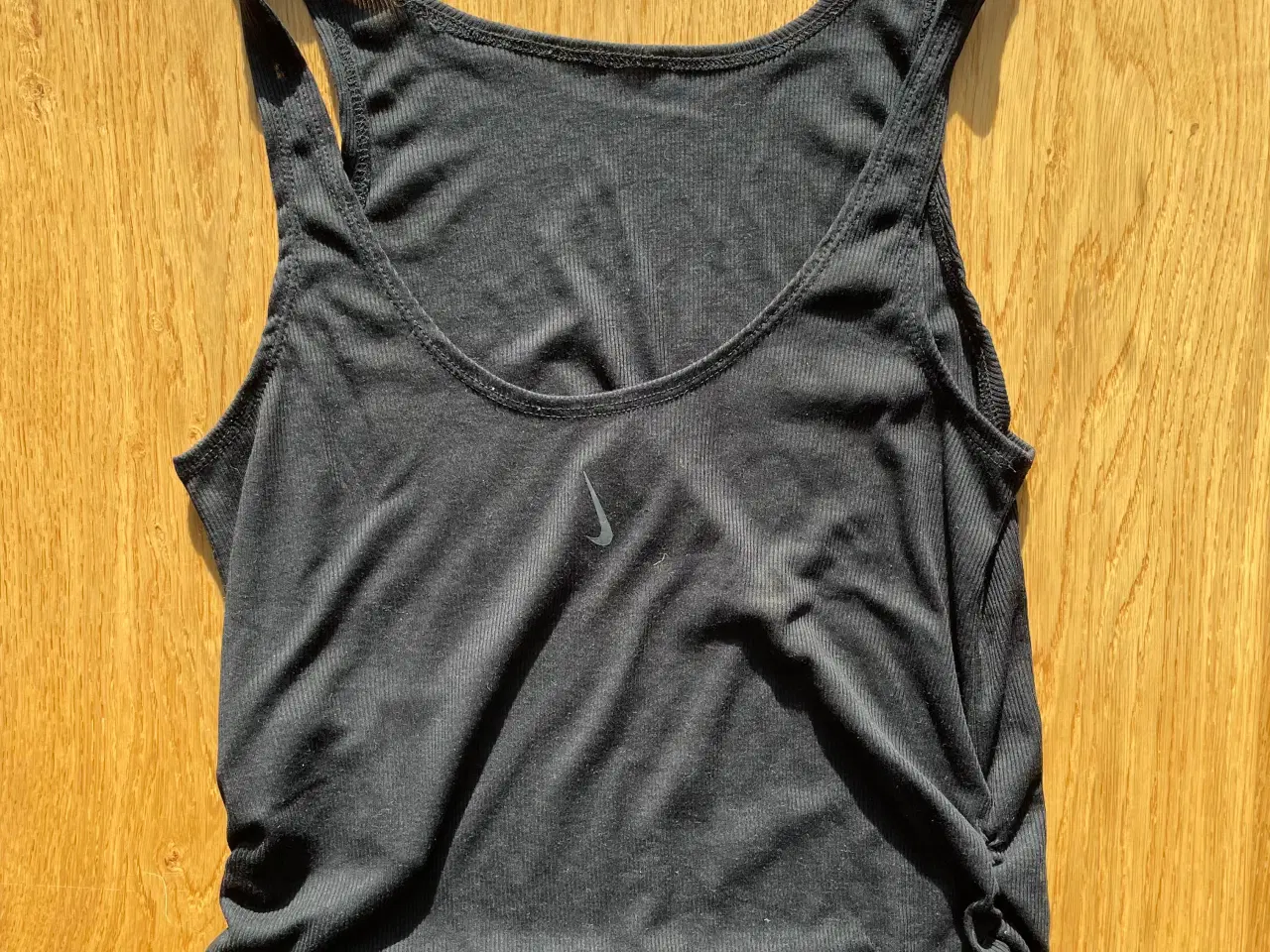 Billede 2 - Nike top sort