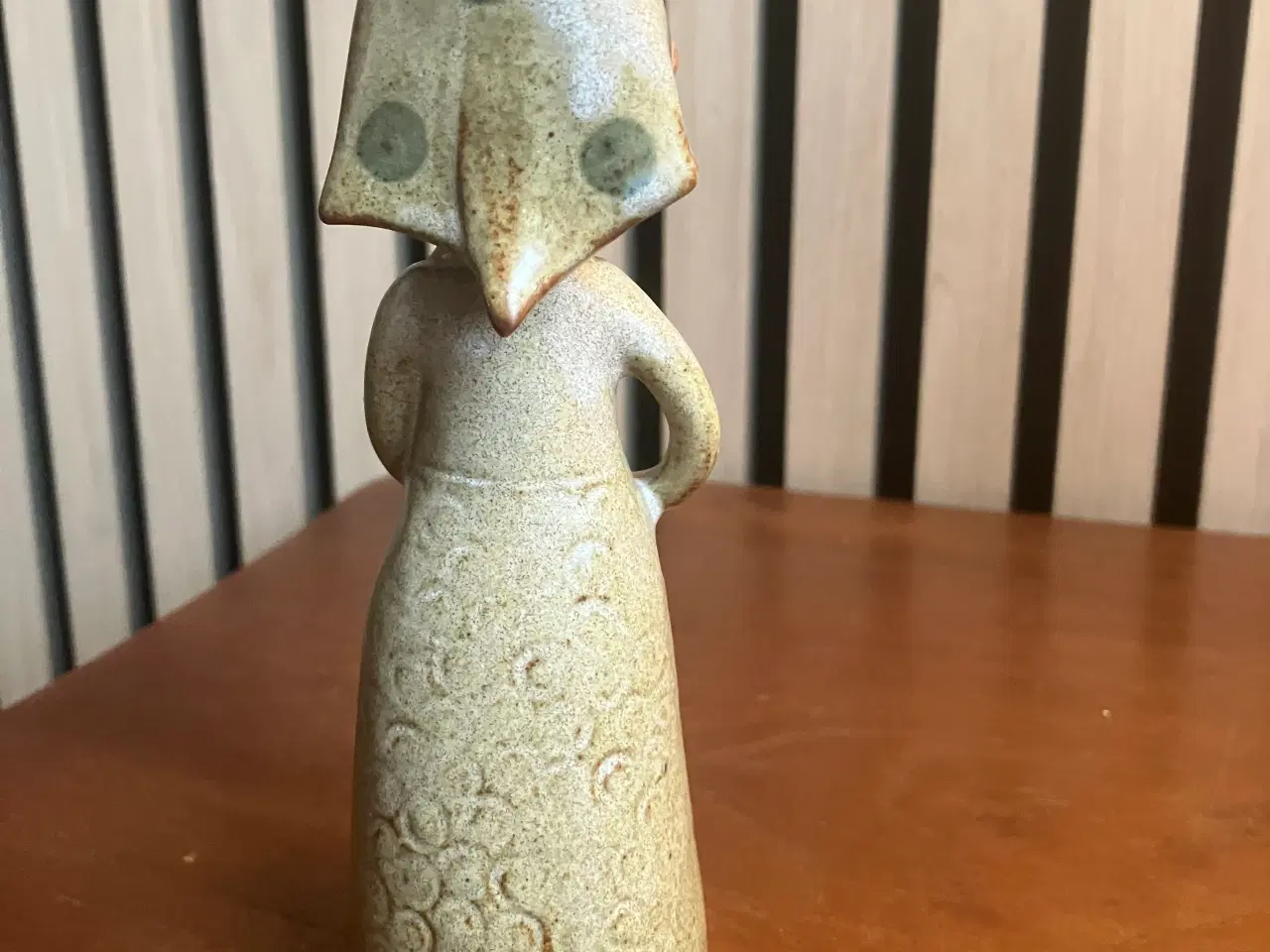 Billede 2 - Vintage blomsterpige i keramik