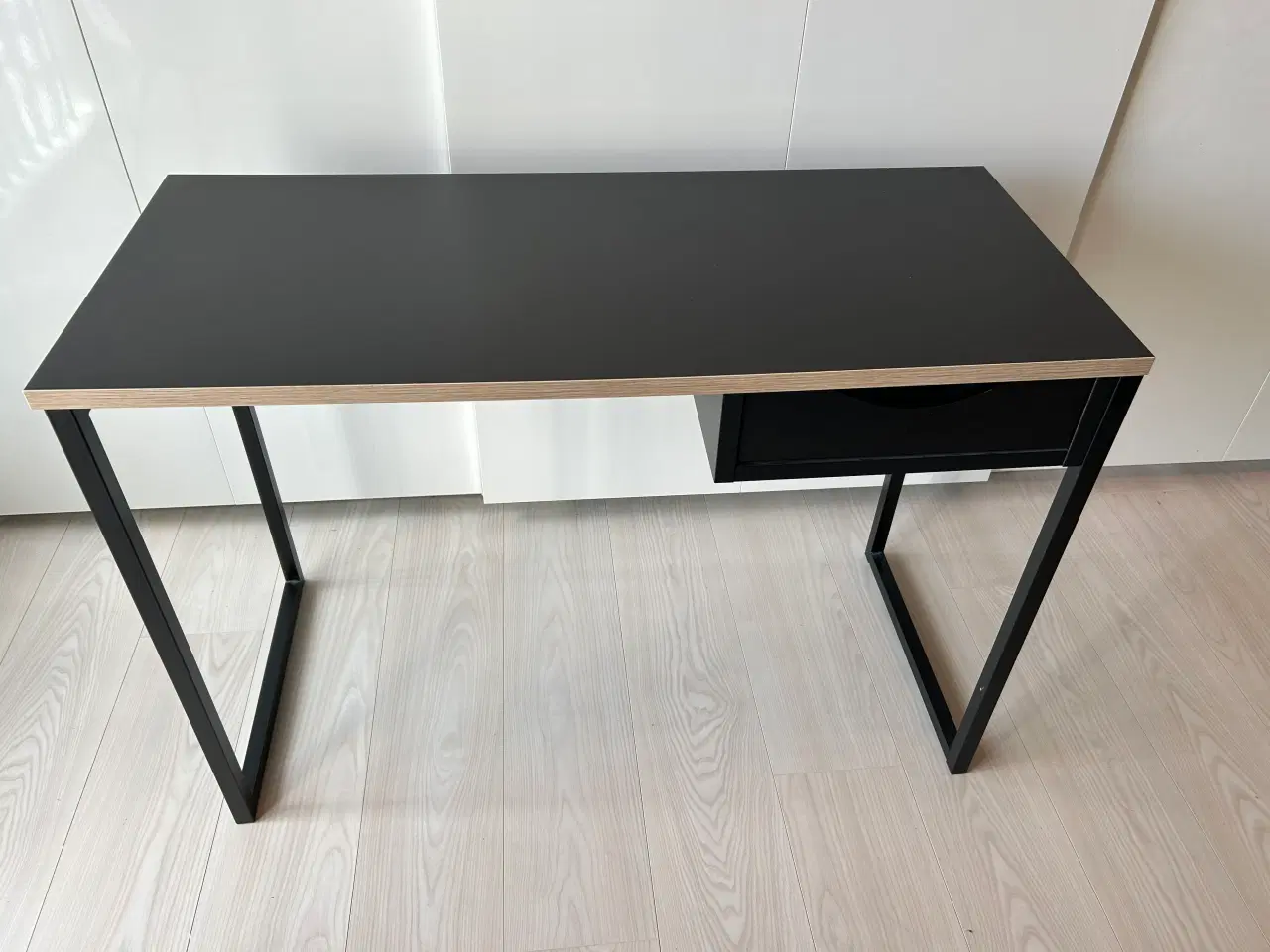 Billede 2 - Skrivebord 