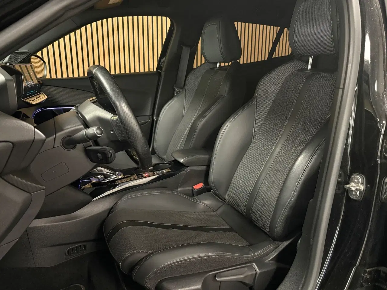 Billede 7 - Peugeot e-2008 50 GT Line