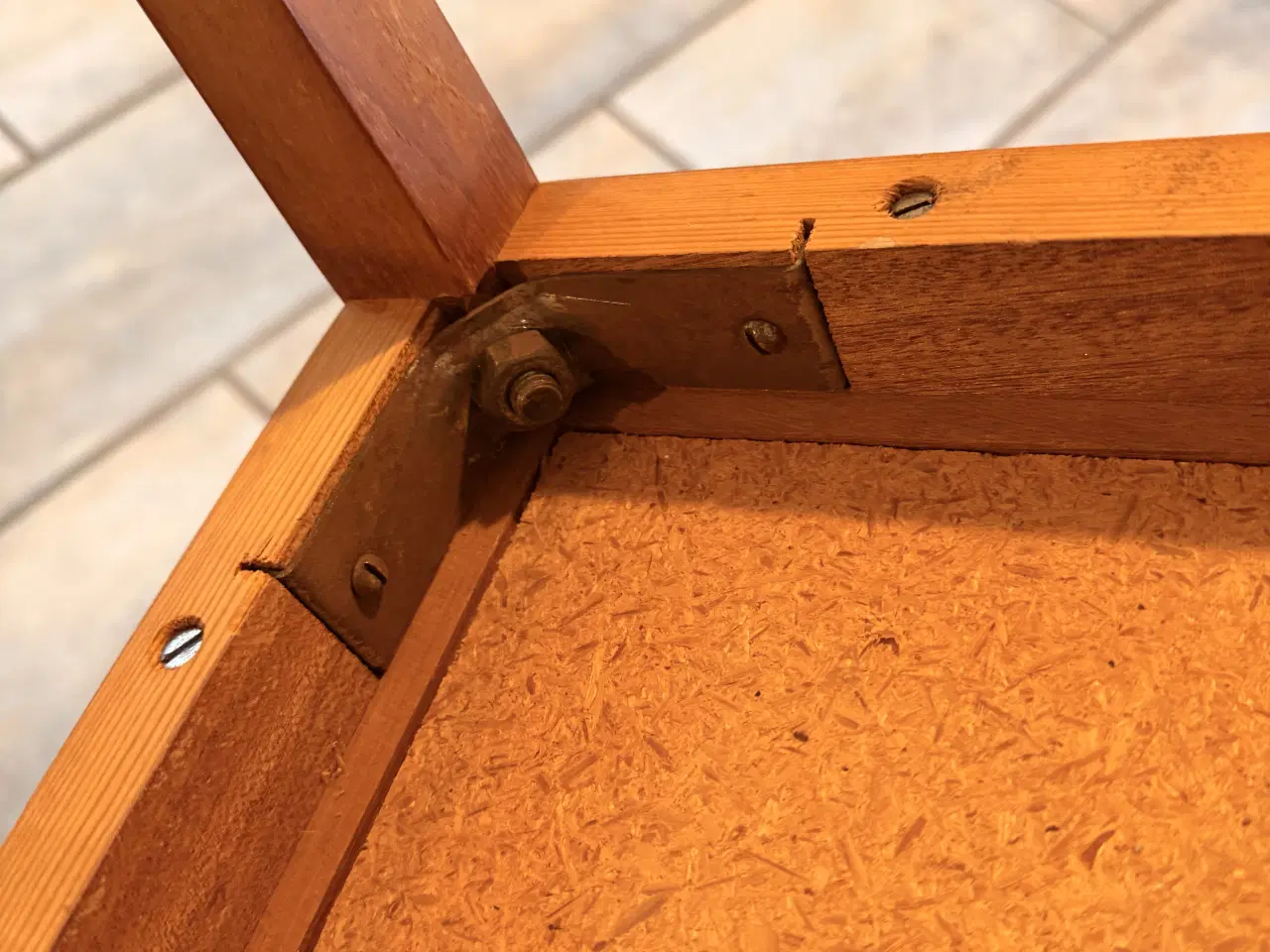 Billede 6 - Teak indkudsborde med kakler fra midt 60’erne