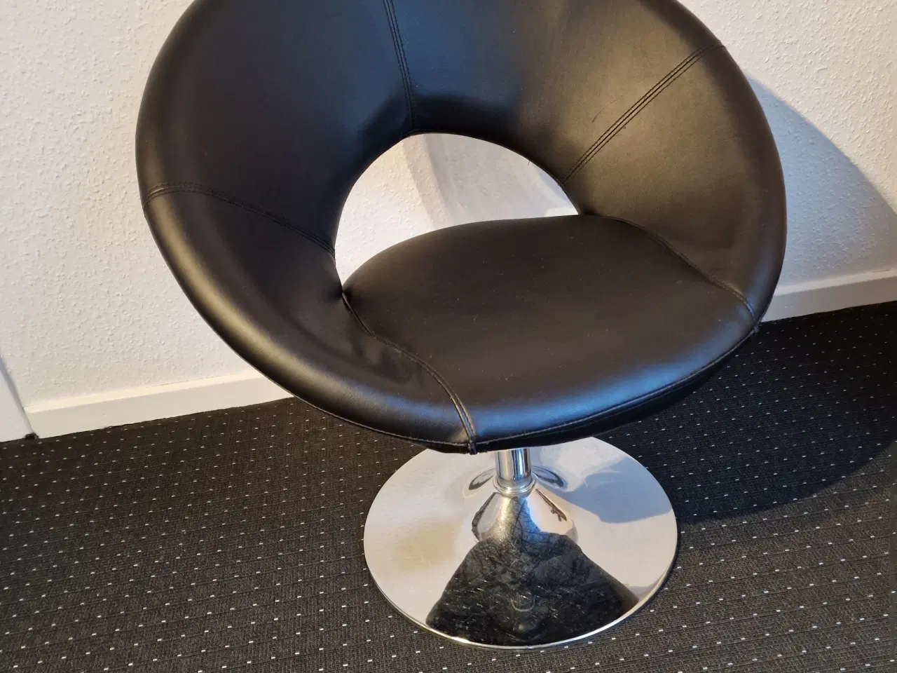 Billede 1 - Læder stol